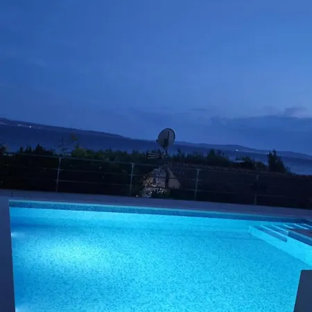 Sea View Near Amazing Split
