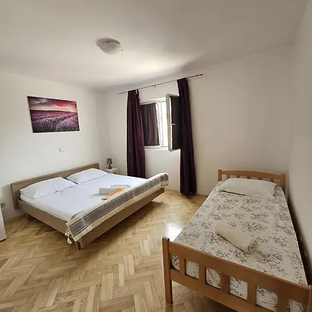 Apartament Sea View Near Amazing Split