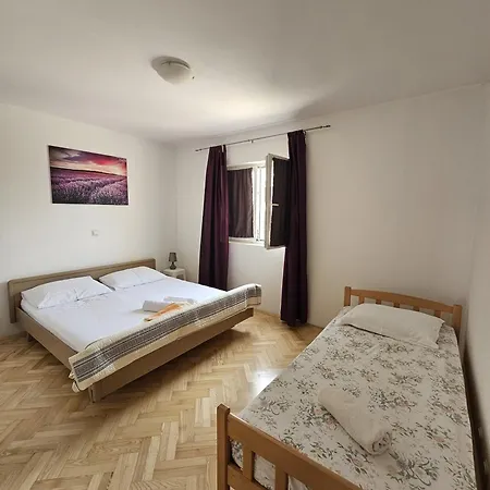 Apartament Sea View Near Amazing Split